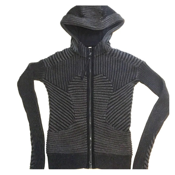 lululemon athletica Tops - Lululemon Embrace knit zip up hoodie